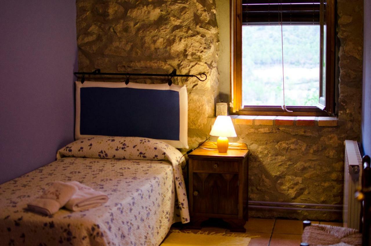 Salo Casa Cal Pastorゲストハウス エクステリア 写真
